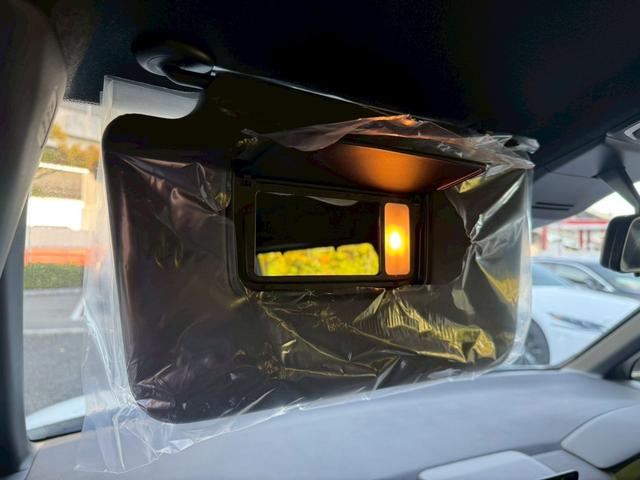 ステップワゴン ｅ：ＨＥＶスパーダ／新車未登録　／衝突軽減／レーダークルーズ／レーンキープ／両側パワースライドドア／コーナーセンサー／シートヒーター／パワーバックドア／ハーフレザーシート／オートライト／プッシュスタート／ＵＳＢ接続（76枚目）