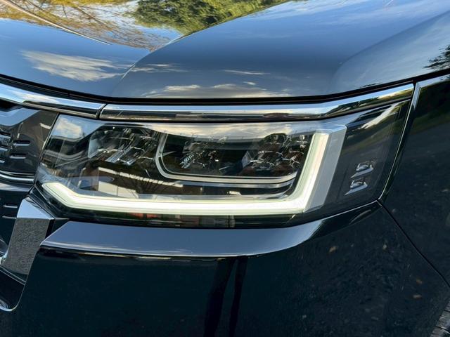 ステップワゴン e:HEVスパーダ/新車未登録 /衝突軽減/レーダークルーズ/レーンキープ/両側パワースライドドア/コーナーセンサー/シートヒーター/パワーバックドア/ハーフレザーシート/オートライト/プッシュスタート/USB接続(7枚目)