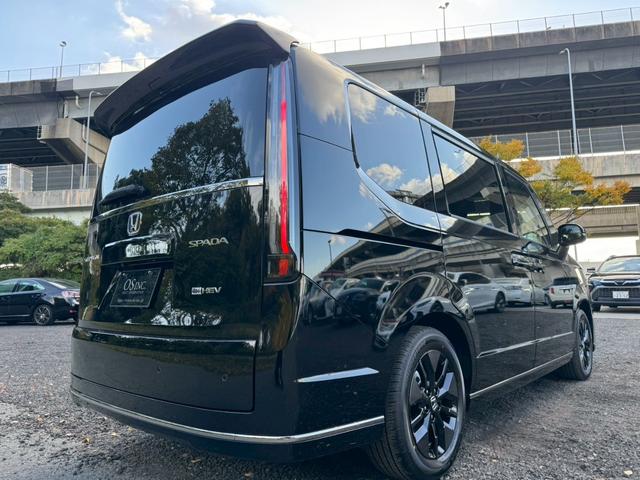 ステップワゴン e:HEVスパーダ/新車未登録 /衝突軽減/レーダークルーズ/レーンキープ/両側パワースライドドア/コーナーセンサー/シートヒーター/パワーバックドア/ハーフレザーシート/オートライト/プッシュスタート/USB接続(24枚目)