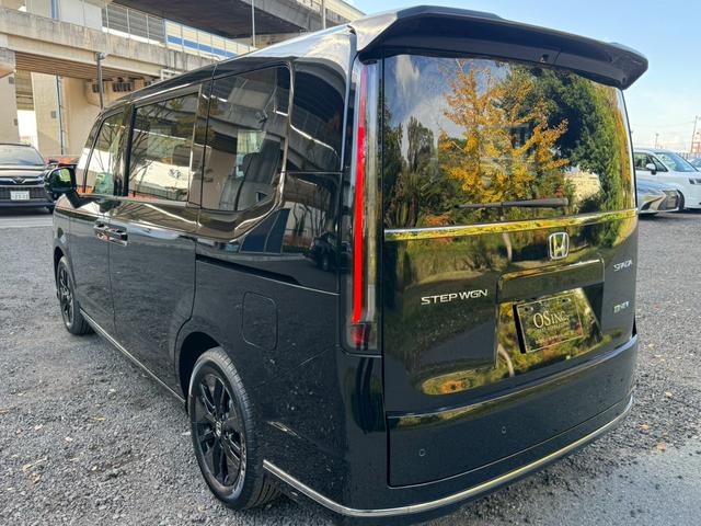 ステップワゴン e:HEVスパーダ/新車未登録 /衝突軽減/レーダークルーズ/レーンキープ/両側パワースライドドア/コーナーセンサー/シートヒーター/パワーバックドア/ハーフレザーシート/オートライト/プッシュスタート/USB接続(27枚目)