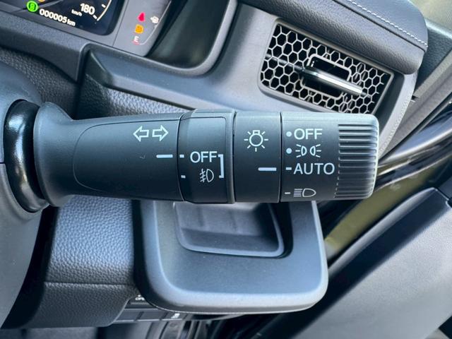 ステップワゴン e:HEVスパーダ/新車未登録 /衝突軽減/レーダークルーズ/レーンキープ/両側パワースライドドア/コーナーセンサー/シートヒーター/パワーバックドア/ハーフレザーシート/オートライト/プッシュスタート/USB接続(41枚目)