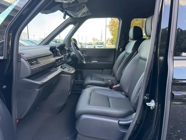 ステップワゴン e:HEVスパーダ/新車未登録 /衝突軽減/レーダークルーズ/レーンキープ/両側パワースライドドア/コーナーセンサー/シートヒーター/パワーバックドア/ハーフレザーシート/オートライト/プッシュスタート/USB接続(68枚目)