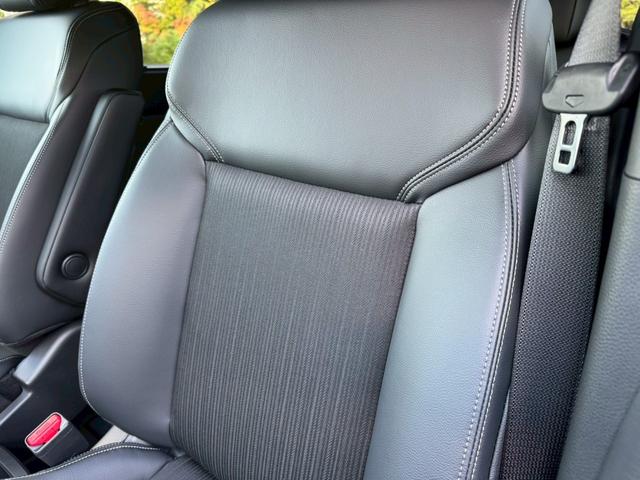 ステップワゴン e:HEVスパーダ/新車未登録 /衝突軽減/レーダークルーズ/レーンキープ/両側パワースライドドア/コーナーセンサー/シートヒーター/パワーバックドア/ハーフレザーシート/オートライト/プッシュスタート/USB接続(72枚目)