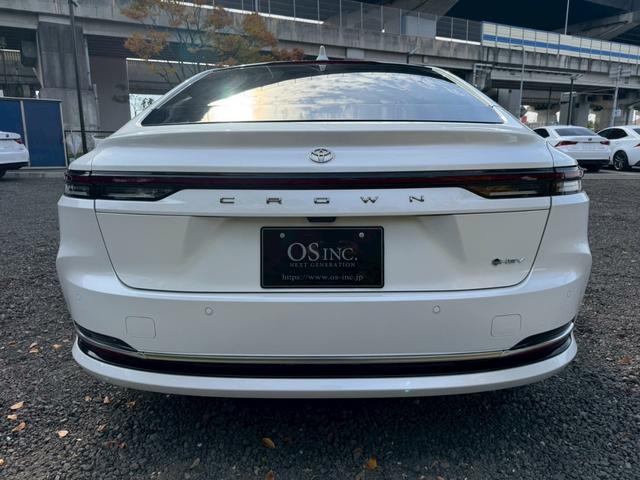 クラウン Ｚ　／ワンオーナ／アドバンスドライブ／デジタルインナーミラー／ＨＵＤ／ＢＳＭ／衝突軽減／レーダークルーズ／レーンキープ／コーナーセンサ／パワーバックドア／シートヒータ・エアコン／置くだけ充電／ＥＴＣ２．０（31枚目）