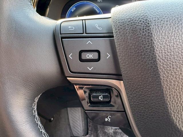 クラウン Ｚ　／ワンオーナ／アドバンスドライブ／デジタルインナーミラー／ＨＵＤ／ＢＳＭ／衝突軽減／レーダークルーズ／レーンキープ／コーナーセンサ／パワーバックドア／シートヒータ・エアコン／置くだけ充電／ＥＴＣ２．０（39枚目）