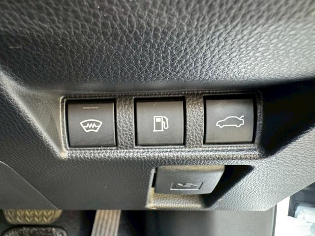 クラウン Ｚ　／ワンオーナ／アドバンスドライブ／デジタルインナーミラー／ＨＵＤ／ＢＳＭ／衝突軽減／レーダークルーズ／レーンキープ／コーナーセンサ／パワーバックドア／シートヒータ・エアコン／置くだけ充電／ＥＴＣ２．０（45枚目）