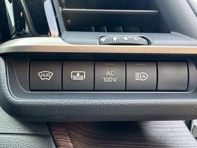 クラウン Ｚ　／ワンオーナ／アドバンスドライブ／デジタルインナーミラー／ＨＵＤ／ＢＳＭ／衝突軽減／レーダークルーズ／レーンキープ／コーナーセンサ／パワーバックドア／シートヒータ・エアコン／置くだけ充電／ＥＴＣ２．０（47枚目）