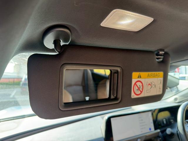 クラウン Ｚ　／ワンオーナ／アドバンスドライブ／デジタルインナーミラー／ＨＵＤ／ＢＳＭ／衝突軽減／レーダークルーズ／レーンキープ／コーナーセンサ／パワーバックドア／シートヒータ・エアコン／置くだけ充電／ＥＴＣ２．０（79枚目）