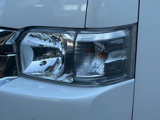 ハイエースワゴン グランドキャビン　／衝突軽減／レーンキープ／コーナーセンサ／片側パワースライドドア／プッシュスタート／ＥＴＣ／バックカメラ／Ｂｌｕｅｔｏｏｔｈ／ＵＳＢ接続／オートライト／オートマチックハイビーム／スマートキー／社外ナビ（5枚目）