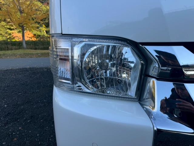 ハイエースワゴン グランドキャビン　／衝突軽減／レーンキープ／コーナーセンサ／片側パワースライドドア／プッシュスタート／ＥＴＣ／バックカメラ／Ｂｌｕｅｔｏｏｔｈ／ＵＳＢ接続／オートライト／オートマチックハイビーム／スマートキー／社外ナビ（11枚目）