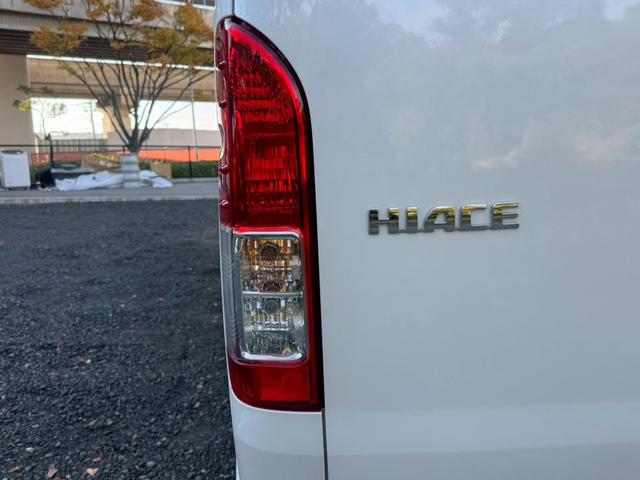 ハイエースワゴン グランドキャビン　／衝突軽減／レーンキープ／コーナーセンサ／片側パワースライドドア／プッシュスタート／ＥＴＣ／バックカメラ／Ｂｌｕｅｔｏｏｔｈ／ＵＳＢ接続／オートライト／オートマチックハイビーム／スマートキー／社外ナビ（23枚目）