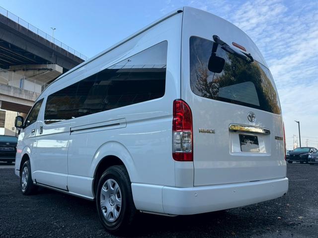 ハイエースワゴン グランドキャビン　／衝突軽減／レーンキープ／コーナーセンサ／片側パワースライドドア／プッシュスタート／ＥＴＣ／バックカメラ／Ｂｌｕｅｔｏｏｔｈ／ＵＳＢ接続／オートライト／オートマチックハイビーム／スマートキー／社外ナビ（25枚目）