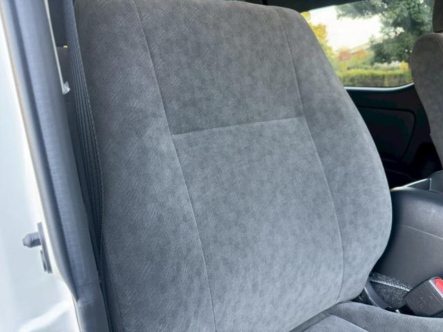 ハイエースワゴン グランドキャビン　／衝突軽減／レーンキープ／コーナーセンサ／片側パワースライドドア／プッシュスタート／ＥＴＣ／バックカメラ／Ｂｌｕｅｔｏｏｔｈ／ＵＳＢ接続／オートライト／オートマチックハイビーム／スマートキー／社外ナビ（36枚目）