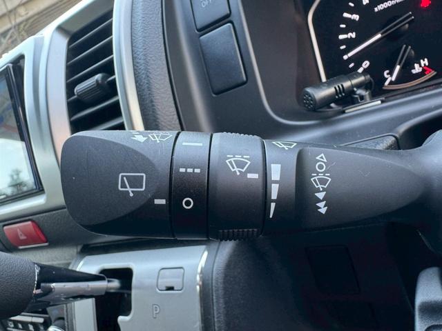 ハイエースワゴン グランドキャビン　／衝突軽減／レーンキープ／コーナーセンサ／片側パワースライドドア／プッシュスタート／ＥＴＣ／バックカメラ／Ｂｌｕｅｔｏｏｔｈ／ＵＳＢ接続／オートライト／オートマチックハイビーム／スマートキー／社外ナビ（41枚目）