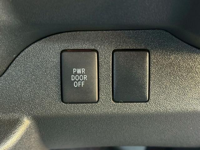 ハイエースワゴン グランドキャビン　／衝突軽減／レーンキープ／コーナーセンサ／片側パワースライドドア／プッシュスタート／ＥＴＣ／バックカメラ／Ｂｌｕｅｔｏｏｔｈ／ＵＳＢ接続／オートライト／オートマチックハイビーム／スマートキー／社外ナビ（43枚目）