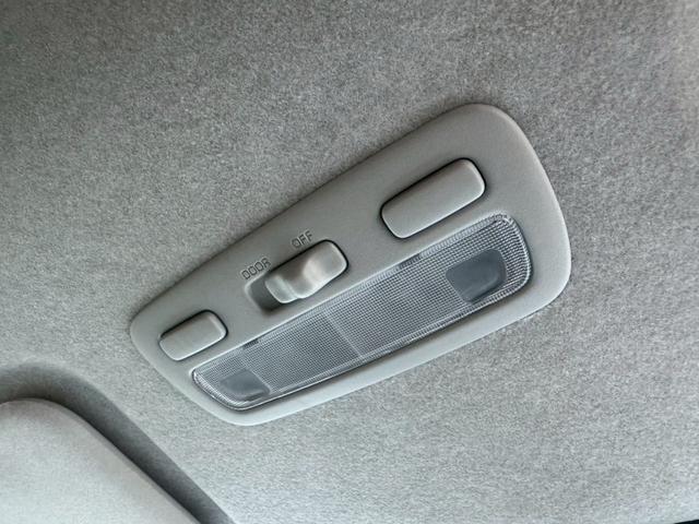 ハイエースワゴン グランドキャビン　／衝突軽減／レーンキープ／コーナーセンサ／片側パワースライドドア／プッシュスタート／ＥＴＣ／バックカメラ／Ｂｌｕｅｔｏｏｔｈ／ＵＳＢ接続／オートライト／オートマチックハイビーム／スマートキー／社外ナビ（54枚目）