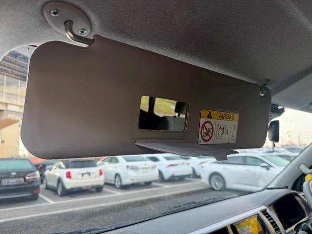 ハイエースワゴン グランドキャビン　／衝突軽減／レーンキープ／コーナーセンサ／片側パワースライドドア／プッシュスタート／ＥＴＣ／バックカメラ／Ｂｌｕｅｔｏｏｔｈ／ＵＳＢ接続／オートライト／オートマチックハイビーム／スマートキー／社外ナビ（72枚目）