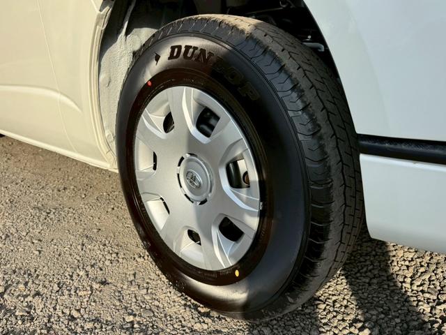 ハイエースワゴン グランドキャビン　／デジタルインナーミラー／片側パワースライドドア／衝突軽減／レーンキープ／コーナーセンサー／プッシュスタート／オートライト／オートマチックハイビーム／１００Ｖ電源／スマートキー（13枚目）