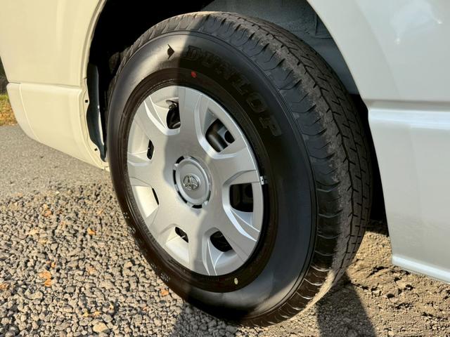 ハイエースワゴン グランドキャビン　／デジタルインナーミラー／片側パワースライドドア／衝突軽減／レーンキープ／コーナーセンサー／プッシュスタート／オートライト／オートマチックハイビーム／１００Ｖ電源／スマートキー（23枚目）