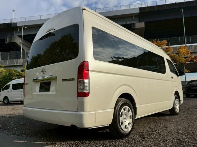 ハイエースワゴン グランドキャビン　／デジタルインナーミラー／片側パワースライドドア／衝突軽減／レーンキープ／コーナーセンサー／プッシュスタート／オートライト／オートマチックハイビーム／１００Ｖ電源／スマートキー（24枚目）