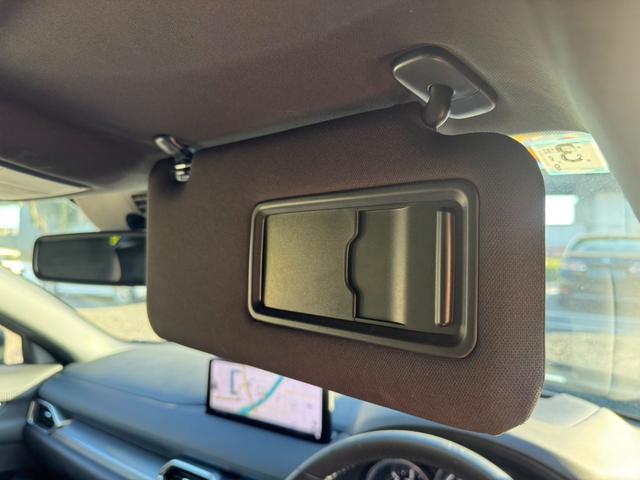 ＣＸ－８ ＸＤ　スマートエディション　／ＡＬＰＩＮＥフリップダウンモニター／クルーズコントロール／レーンキープ／コーナーセンサ／全周囲カメラ／パワーバックドア／電動格納ミラー／オートライト／アイドリングストップ／ＥＴＣ／Ｂｌｕｅｔｏｏｔｈ（52枚目）