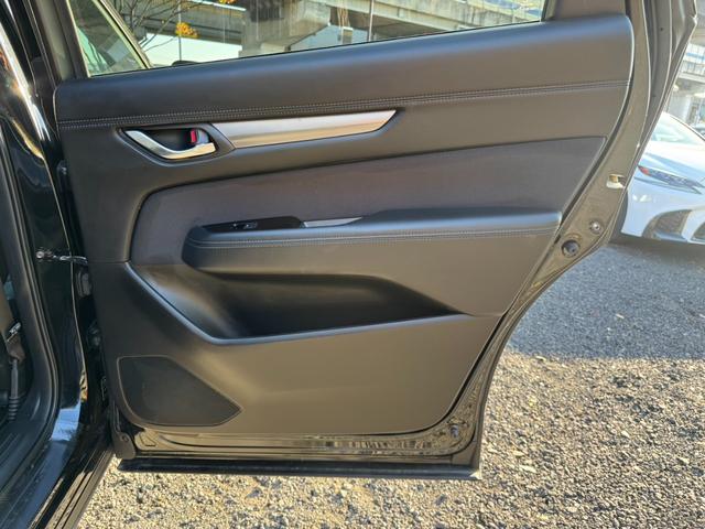 ＣＸ－８ ＸＤ　スマートエディション　／ＡＬＰＩＮＥフリップダウンモニター／クルーズコントロール／レーンキープ／コーナーセンサ／全周囲カメラ／パワーバックドア／電動格納ミラー／オートライト／アイドリングストップ／ＥＴＣ／Ｂｌｕｅｔｏｏｔｈ（54枚目）