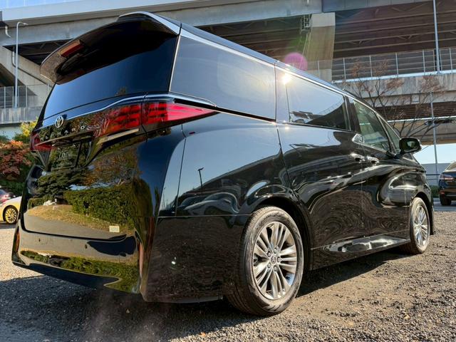 アルファード Z/ ワンオーナ/フリップダウンモニタ/左右独立ムーンルーフ/デジタルインナーミラー/BSM/衝突軽減/レーダークルーズ/コーナーセンサ/両側パワースライドドア/全周囲カメラ/ディスプレイオーディオ/ETC(25枚目)