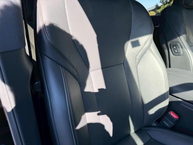 アルファード Z/ ワンオーナ/フリップダウンモニタ/左右独立ムーンルーフ/デジタルインナーミラー/BSM/衝突軽減/レーダークルーズ/コーナーセンサ/両側パワースライドドア/全周囲カメラ/ディスプレイオーディオ/ETC(38枚目)