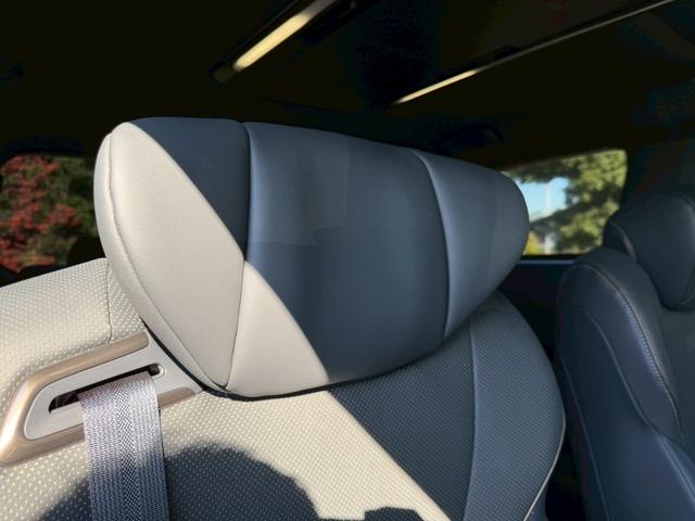 アルファード Z/ ワンオーナ/フリップダウンモニタ/左右独立ムーンルーフ/デジタルインナーミラー/BSM/衝突軽減/レーダークルーズ/コーナーセンサ/両側パワースライドドア/全周囲カメラ/ディスプレイオーディオ/ETC(62枚目)