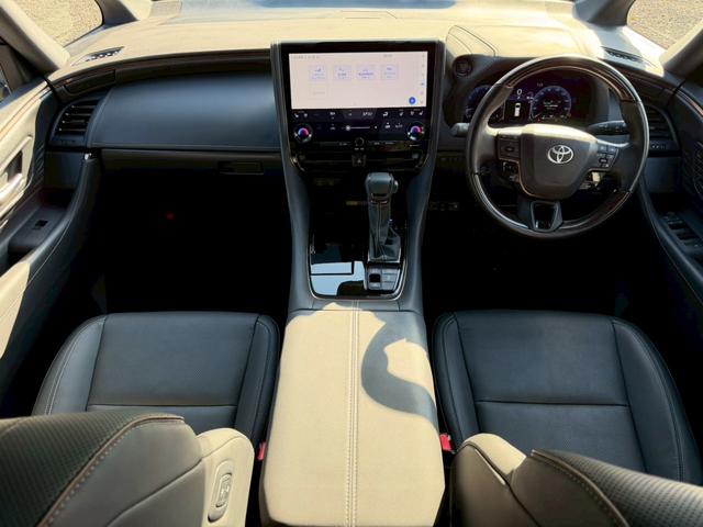 アルファード Z/ ワンオーナ/フリップダウンモニタ/左右独立ムーンルーフ/デジタルインナーミラー/BSM/衝突軽減/レーダークルーズ/コーナーセンサ/両側パワースライドドア/全周囲カメラ/ディスプレイオーディオ/ETC(66枚目)