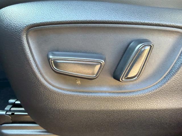 アルファード Z/ ワンオーナ/フリップダウンモニタ/左右独立ムーンルーフ/デジタルインナーミラー/BSM/衝突軽減/レーダークルーズ/コーナーセンサ/両側パワースライドドア/全周囲カメラ/ディスプレイオーディオ/ETC(73枚目)