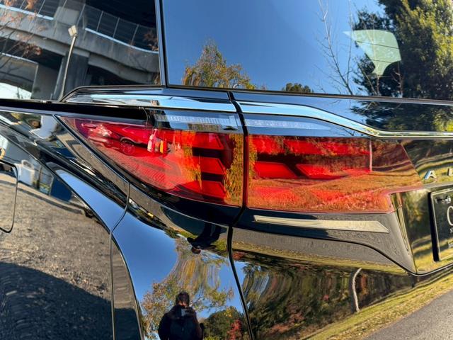 アルファード Z /ワンオーナ/フリップダウン/ユニバーサルステップデジタルインナーミラー/左右独立ムーンルーフ/両側パワースライドドア/全周囲カメラ/BSM/衝突軽減/レーダークルーズ/パワーバックドア/ETC(28枚目)