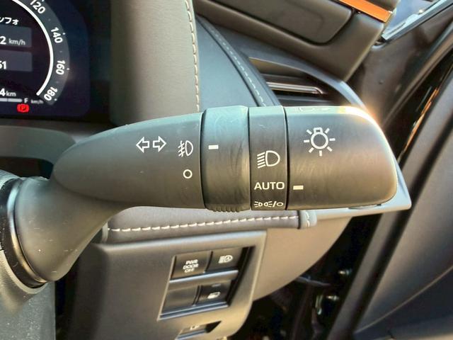 アルファード Z /ワンオーナ/フリップダウン/ユニバーサルステップデジタルインナーミラー/左右独立ムーンルーフ/両側パワースライドドア/全周囲カメラ/BSM/衝突軽減/レーダークルーズ/パワーバックドア/ETC(43枚目)