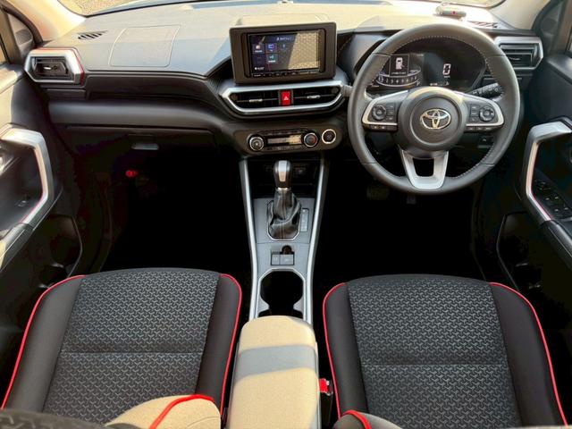 ライズ Z /カロッツェリアナビ/衝突軽減/レーダークルーズ/コーナーセンサー/シートヒーター/アイドリングストップ/電動格納ミラー/オートライト/ETC/バックカメラ/Bluetooth/TV/USB接続(61枚目)