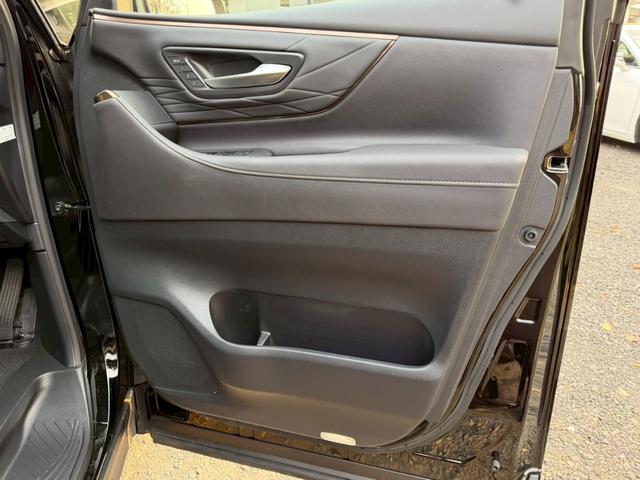 アルファード Z/ デジタルインナーミラー/HUD/衝突軽減/レーダークルーズ/レーンキープ/コーナーセンサ/両側パワースライドドア/全周囲カメラ/ディスプレイオーディオ/シートヒータ・エアコン/パワーバックドア/ETC(33枚目)