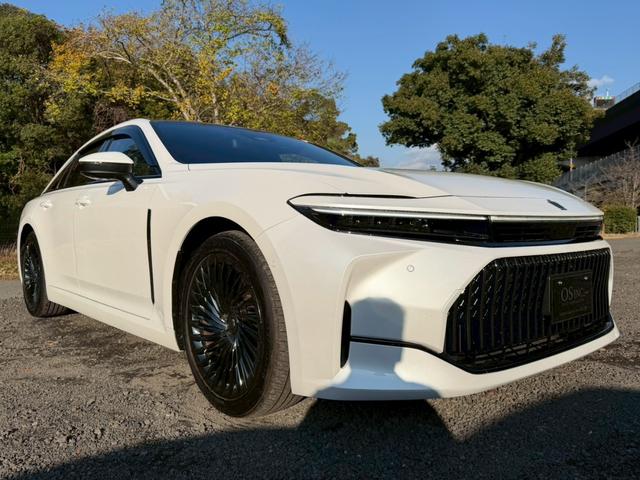 クラウン Ｚ　／パノラマルーフ／デジタルインナーミラー／アドバンスドライブ／ＨＵＤ／ＢＳＭ／衝突軽減／レーダークルーズ／レーンキープ／コーナーセンサー／全周囲カメラ／シートヒータ・エアコン／パワーバックドア／ＥＴＣ（13枚目）