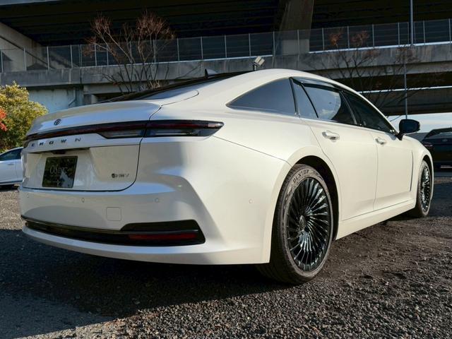 クラウン Ｚ　／パノラマルーフ／デジタルインナーミラー／アドバンスドライブ／ＨＵＤ／ＢＳＭ／衝突軽減／レーダークルーズ／レーンキープ／コーナーセンサー／全周囲カメラ／シートヒータ・エアコン／パワーバックドア／ＥＴＣ（27枚目）