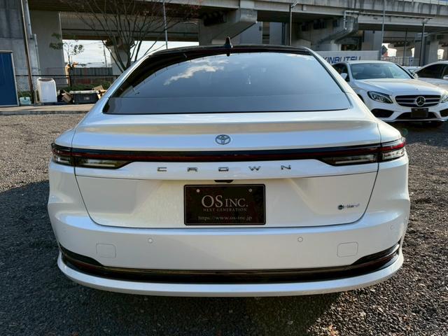 クラウン Ｚ　／パノラマルーフ／デジタルインナーミラー／アドバンスドライブ／ＨＵＤ／ＢＳＭ／衝突軽減／レーダークルーズ／レーンキープ／コーナーセンサー／全周囲カメラ／シートヒータ・エアコン／パワーバックドア／ＥＴＣ（32枚目）