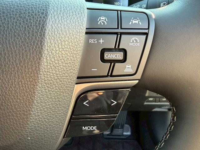 クラウン Ｚ　／パノラマルーフ／デジタルインナーミラー／アドバンスドライブ／ＨＵＤ／ＢＳＭ／衝突軽減／レーダークルーズ／レーンキープ／コーナーセンサー／全周囲カメラ／シートヒータ・エアコン／パワーバックドア／ＥＴＣ（44枚目）