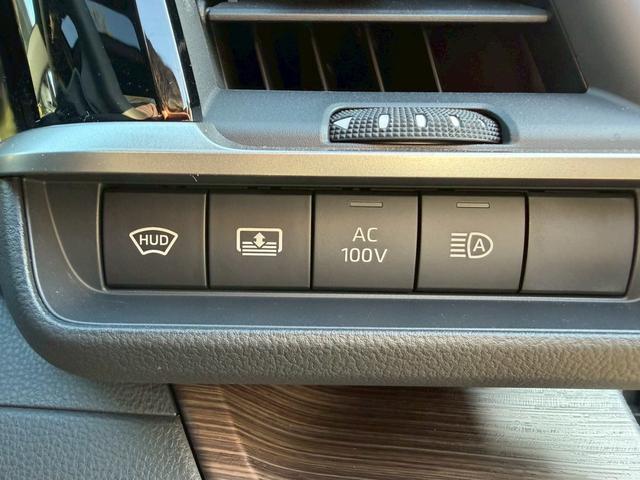 クラウン Ｚ　／パノラマルーフ／デジタルインナーミラー／アドバンスドライブ／ＨＵＤ／ＢＳＭ／衝突軽減／レーダークルーズ／レーンキープ／コーナーセンサー／全周囲カメラ／シートヒータ・エアコン／パワーバックドア／ＥＴＣ（47枚目）