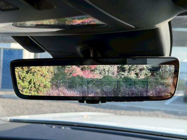 クラウン Ｚ　／パノラマルーフ／デジタルインナーミラー／アドバンスドライブ／ＨＵＤ／ＢＳＭ／衝突軽減／レーダークルーズ／レーンキープ／コーナーセンサー／全周囲カメラ／シートヒータ・エアコン／パワーバックドア／ＥＴＣ（58枚目）