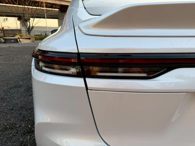 クラウン Ｚ／モデリスタ　／デジタルインナーミラー／パノラマルーフ／ＨＵＤ／ＢＳＭ／アドバンスドライブ／衝突軽減／レーダークルーズ／レーンキープ／コーナーセンサー／全周囲カメラ／パワーバックドア／シートヒータ・エアコン／ＥＴＣ（25枚目）