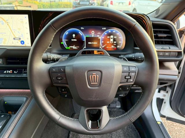 クラウン Ｚ／モデリスタ　／デジタルインナーミラー／パノラマルーフ／ＨＵＤ／ＢＳＭ／アドバンスドライブ／衝突軽減／レーダークルーズ／レーンキープ／コーナーセンサー／全周囲カメラ／パワーバックドア／シートヒータ・エアコン／ＥＴＣ（41枚目）