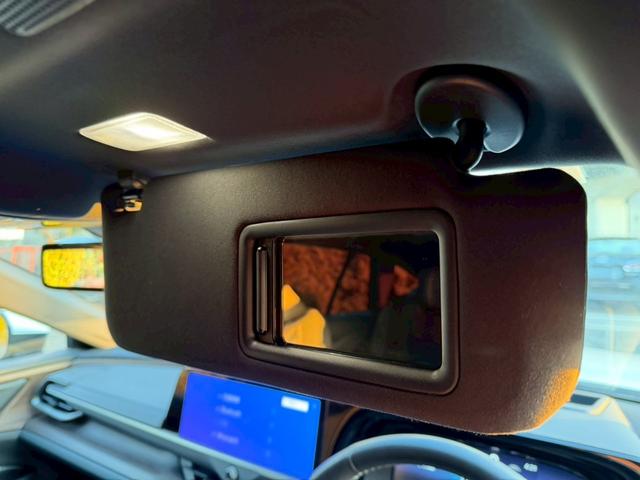 クラウン Ｚ／モデリスタ　／デジタルインナーミラー／パノラマルーフ／ＨＵＤ／ＢＳＭ／アドバンスドライブ／衝突軽減／レーダークルーズ／レーンキープ／コーナーセンサー／全周囲カメラ／パワーバックドア／シートヒータ・エアコン／ＥＴＣ（61枚目）