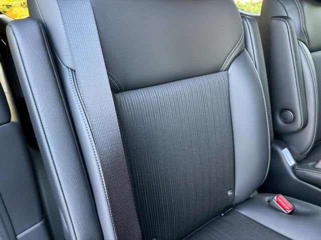 ステップワゴン ｅ：ＨＥＶスパーダ／登録済未使用車　／衝突軽減／レーダークルーズ／レーンキープ／両側パワースライドドア／コーナーセンサー／シートヒーター／パワーバックドア／ハーフレザーシート／オートライト／プッシュスタート／ＵＳＢ接続（53枚目）