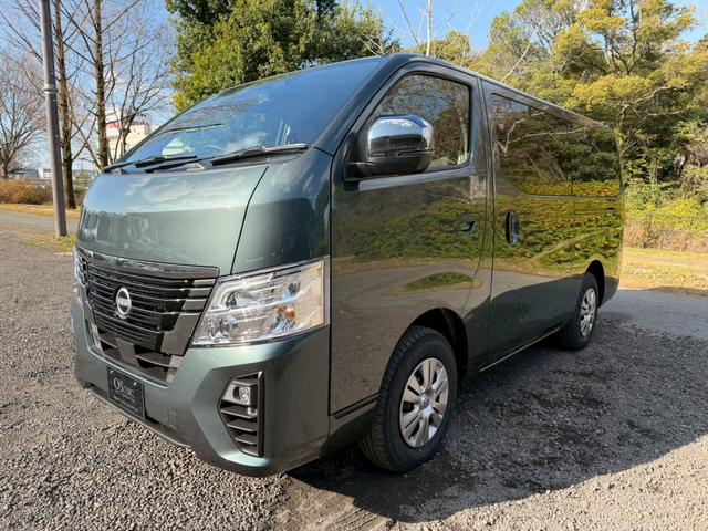 キャラバン ロンググランドプレミアムGX ディーゼルターボ/登録済未使用車/デジタルインナーミラー/コーナーセンサー/全周囲カメラ/片側パワースライドドア/ハーフレザーシート/オートライト/プッシュスタート(9枚目)