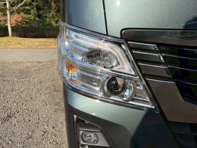 キャラバン ロンググランドプレミアムGX ディーゼルターボ/登録済未使用車/デジタルインナーミラー/コーナーセンサー/全周囲カメラ/片側パワースライドドア/ハーフレザーシート/オートライト/プッシュスタート(13枚目)