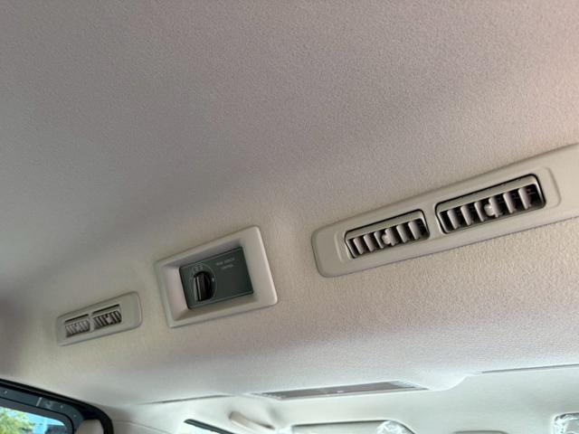 キャラバン ロンググランドプレミアムGX ディーゼルターボ/登録済未使用車/デジタルインナーミラー/コーナーセンサー/全周囲カメラ/片側パワースライドドア/ハーフレザーシート/オートライト/プッシュスタート(60枚目)