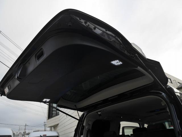 ヴェルファイア ３．５ＺＡ　Ｇエディション　４ＷＤ　純正９インチフルセグナビ　ＤＶＤ再生　ＢＴオーディオ　パノラミックビュー　ＥＴＣ　アルパイン製フリップダウンモニター　ローダウン　２０ＡＷ　オットマン付電動ハーフレザーシート　パワーバックドア（4枚目）