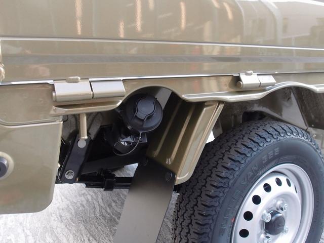 ハイゼットトラック ジャンボエクストラ　電子制御式４ＷＤ　ＣＶＴ　ＬＥＤヘッドライト　電動格納式ドアミラー　キーフリーシステム　パワーウィンドウ　メッキグリル　コーナーセンサー　ヒルホールドシステム　オーバーヘッドシェルフ　ＬＥＤテール（26枚目）
